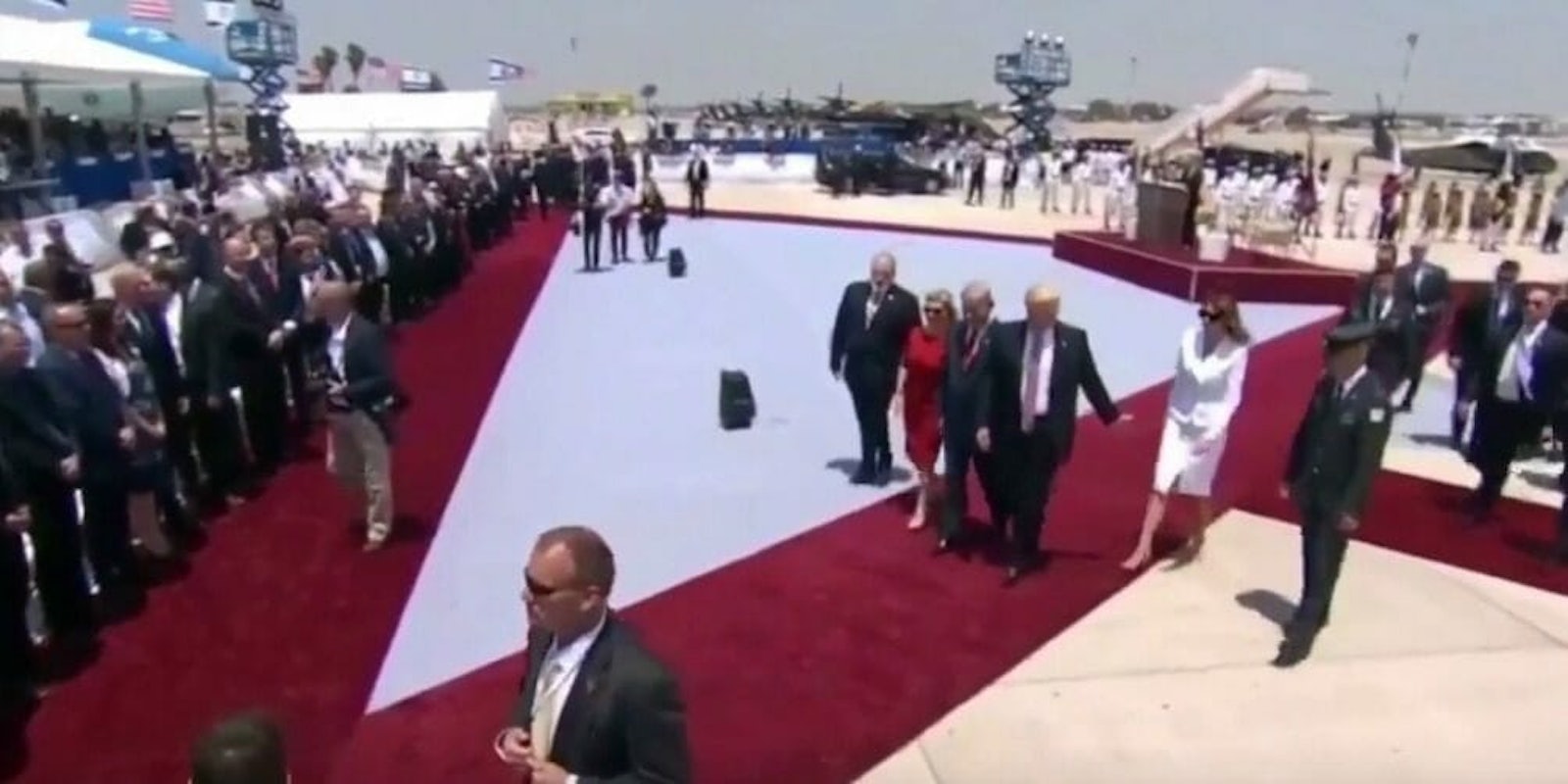 Melania Trump hand slap Donald Israel
