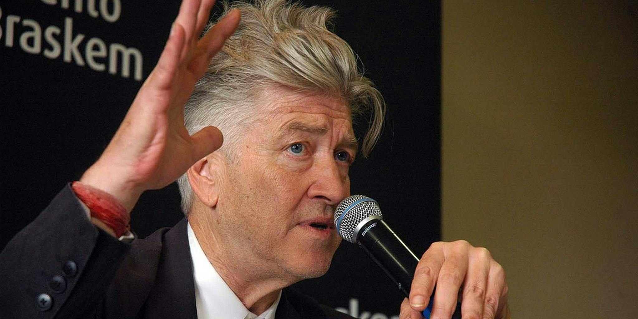 David Lynch and Mark Frost desperately want fans to stop tweeting 'Twin ...