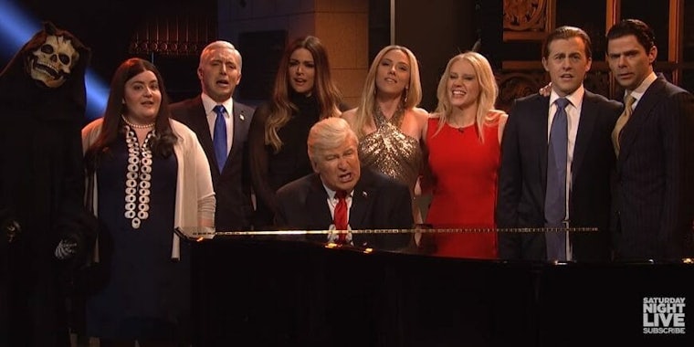 SNL Hallelujah Donald Trump season finale