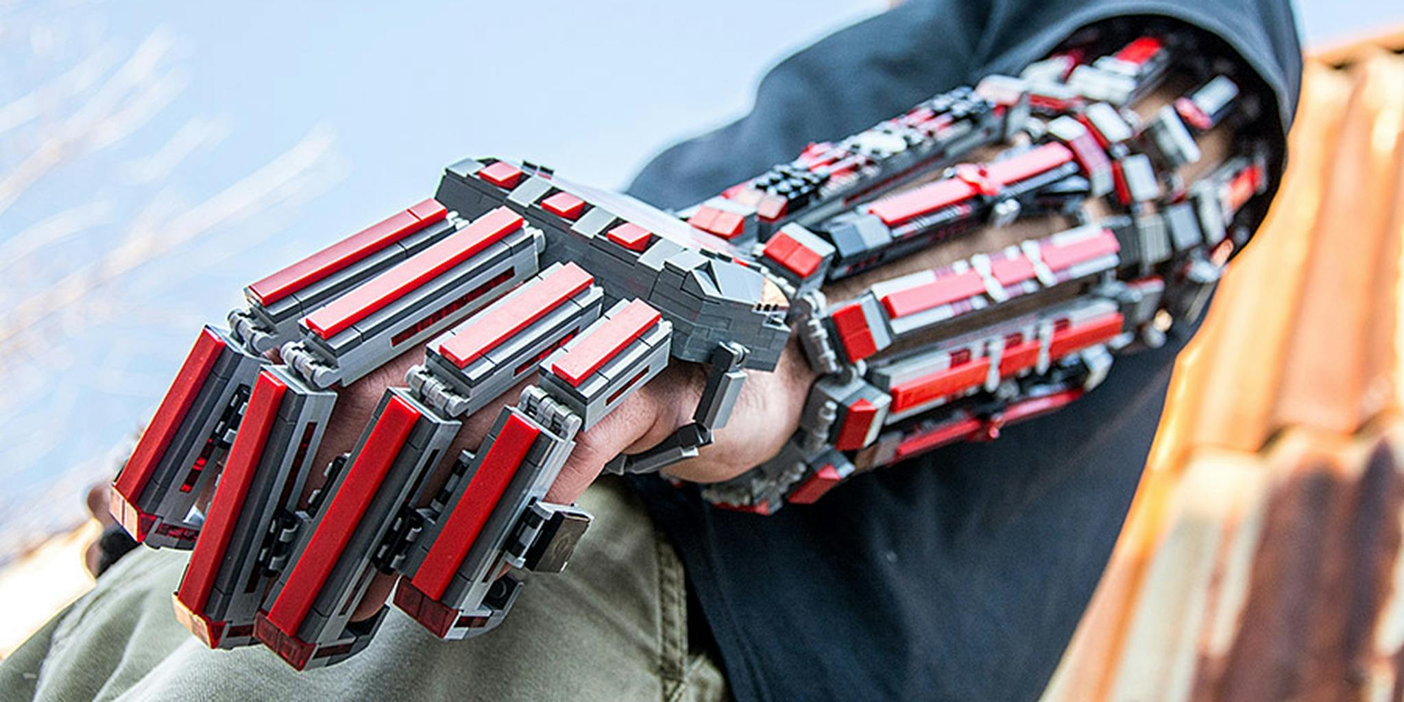 Крутые вещи. LEGO экзоскелет. Экзоскелет руки. Экзоскелет из лего для человека. Механическая рука экзоскелет.