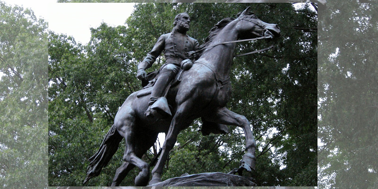 Stonewall Jackson statue in Charlottesville, VA