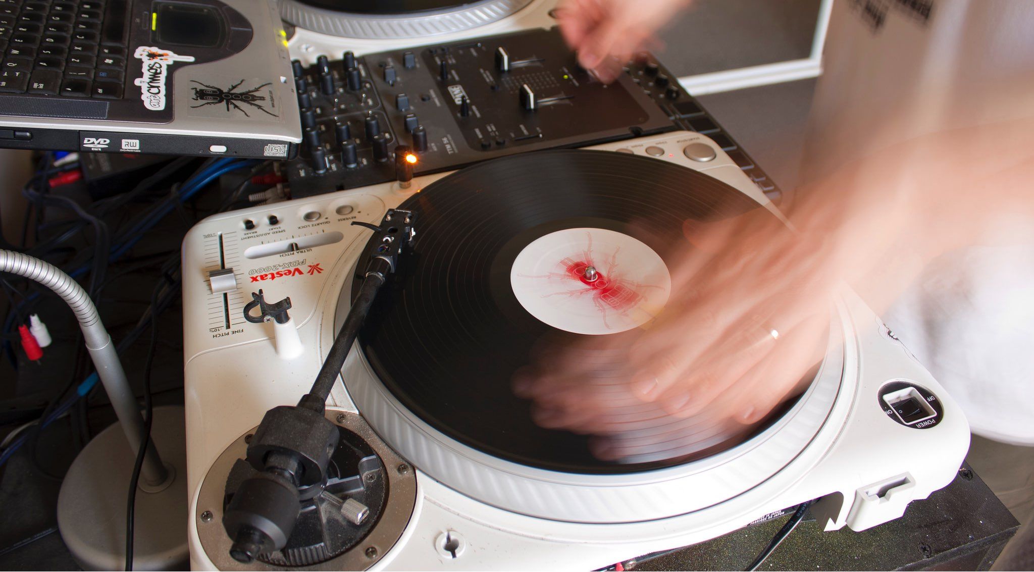 *record scratch* You're Probably Wondering How This Freeze Frame Bot