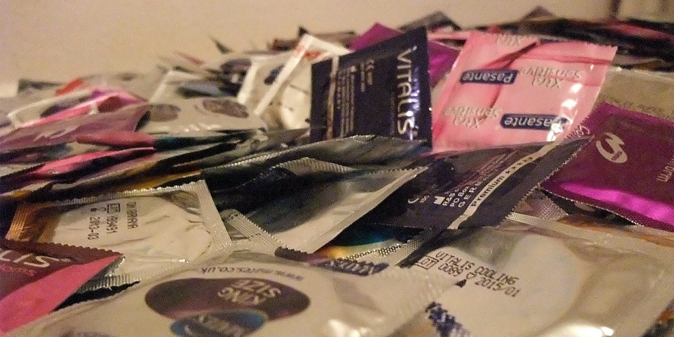 do condoms expire