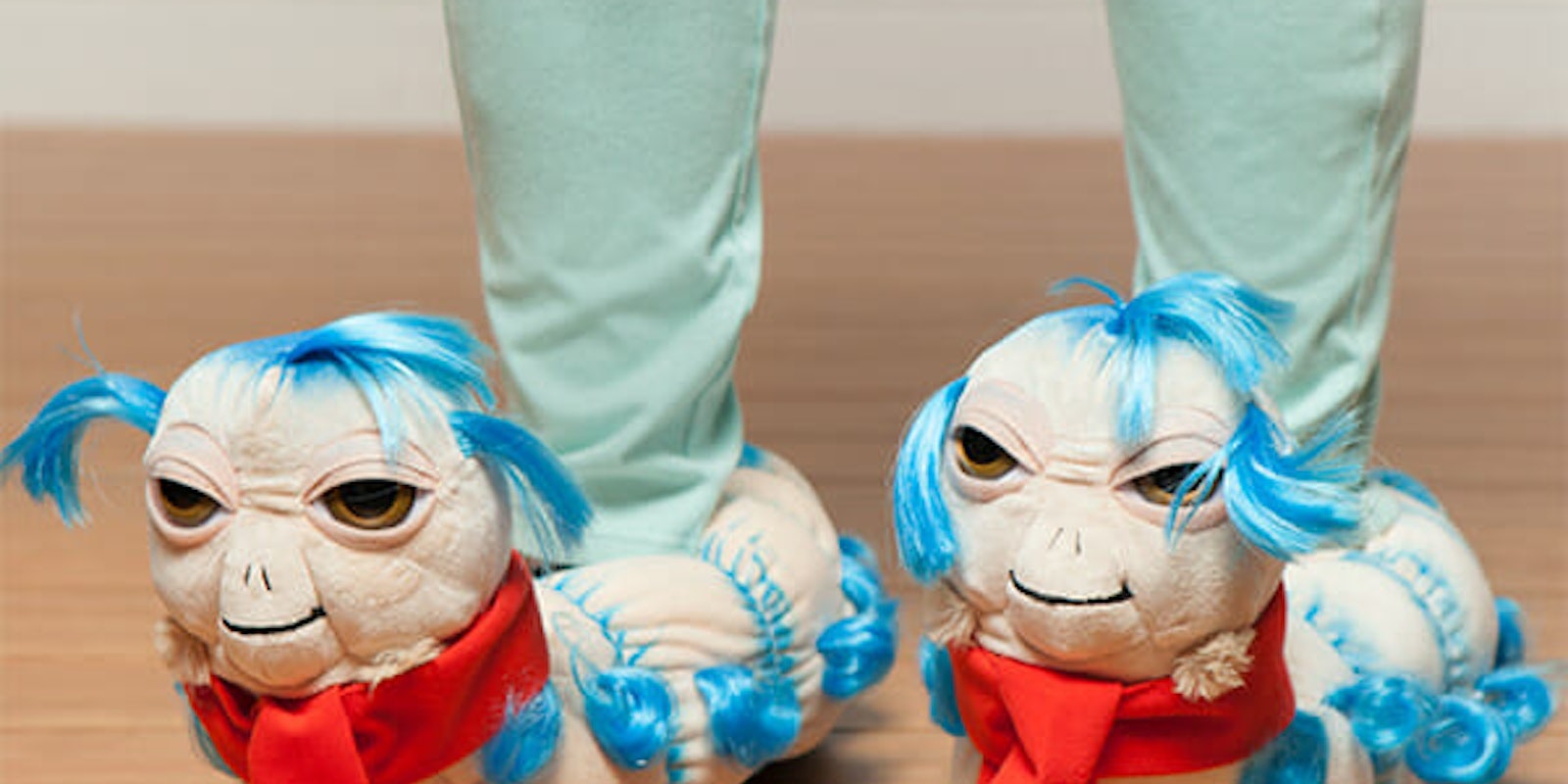 Labyrinth worm slippers
