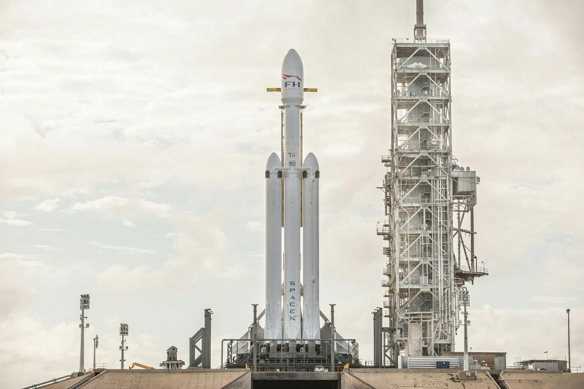spacex falcon heavy rocket