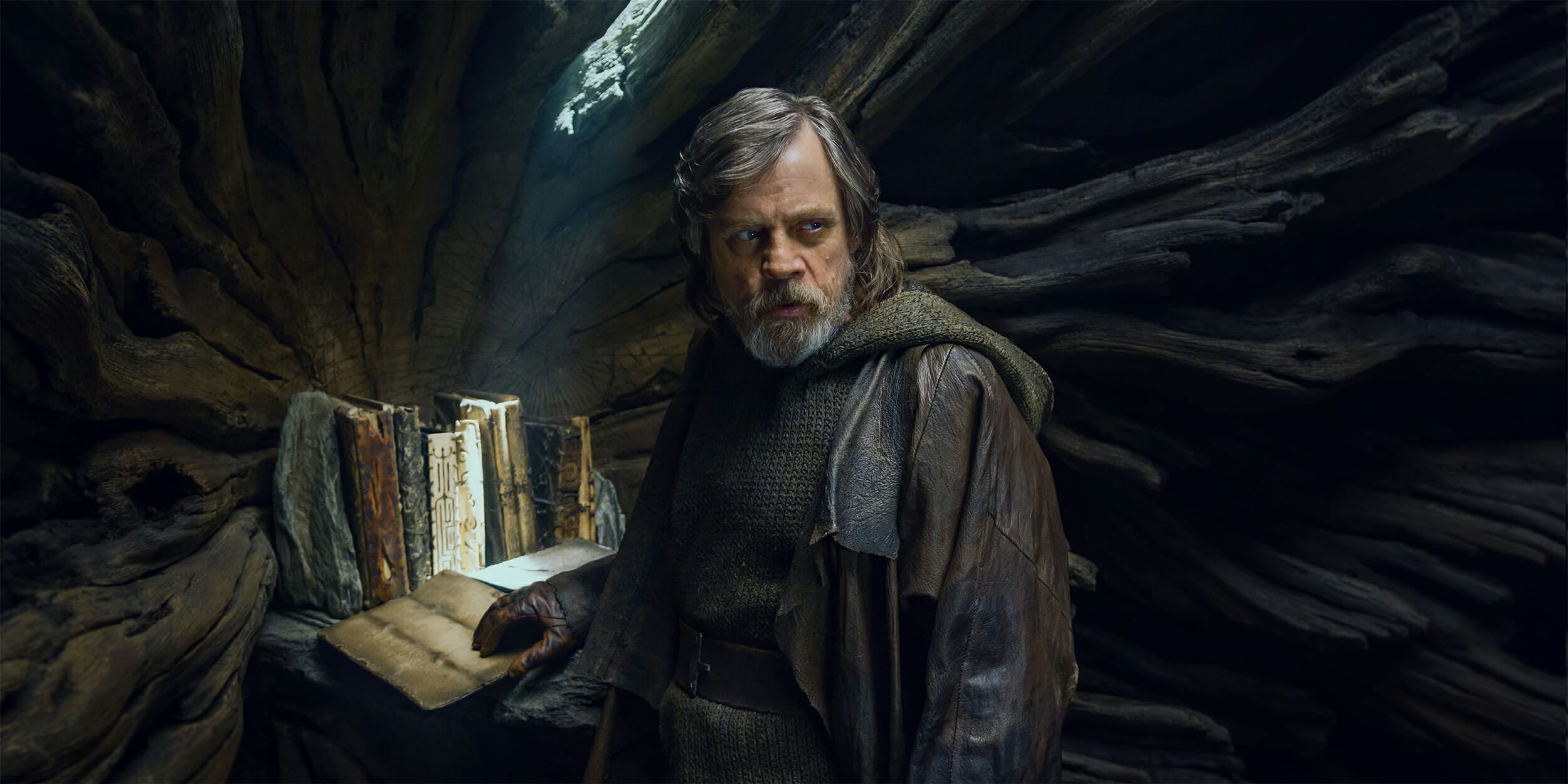 Review ‘Star Wars The Last Jedi’ Stands Among the Best ‘Star Wars’ Movies