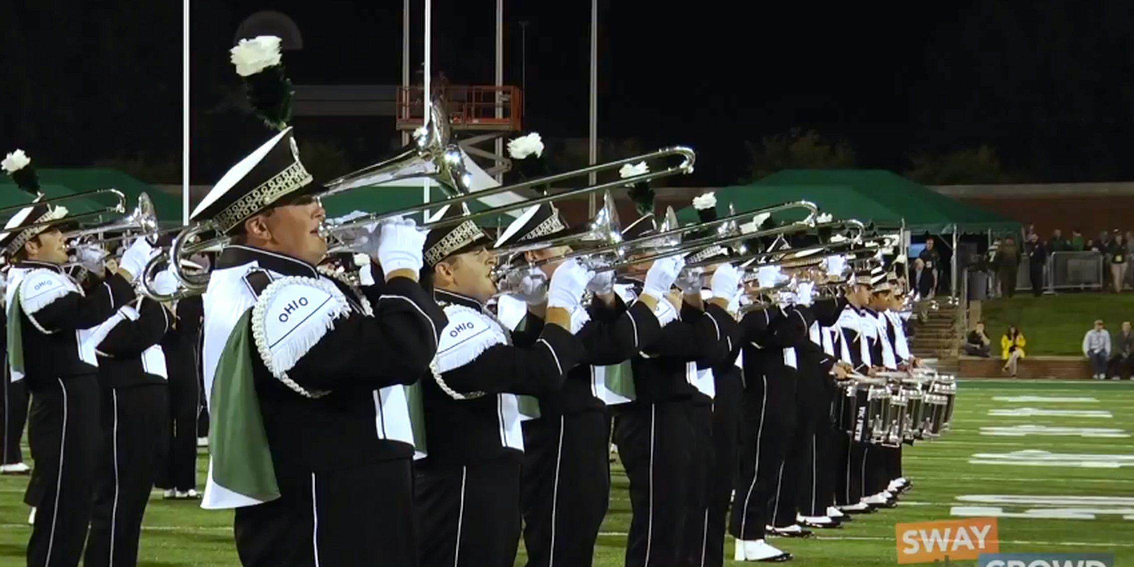 Ohio University marching band covers 'The Fox' during halftime show