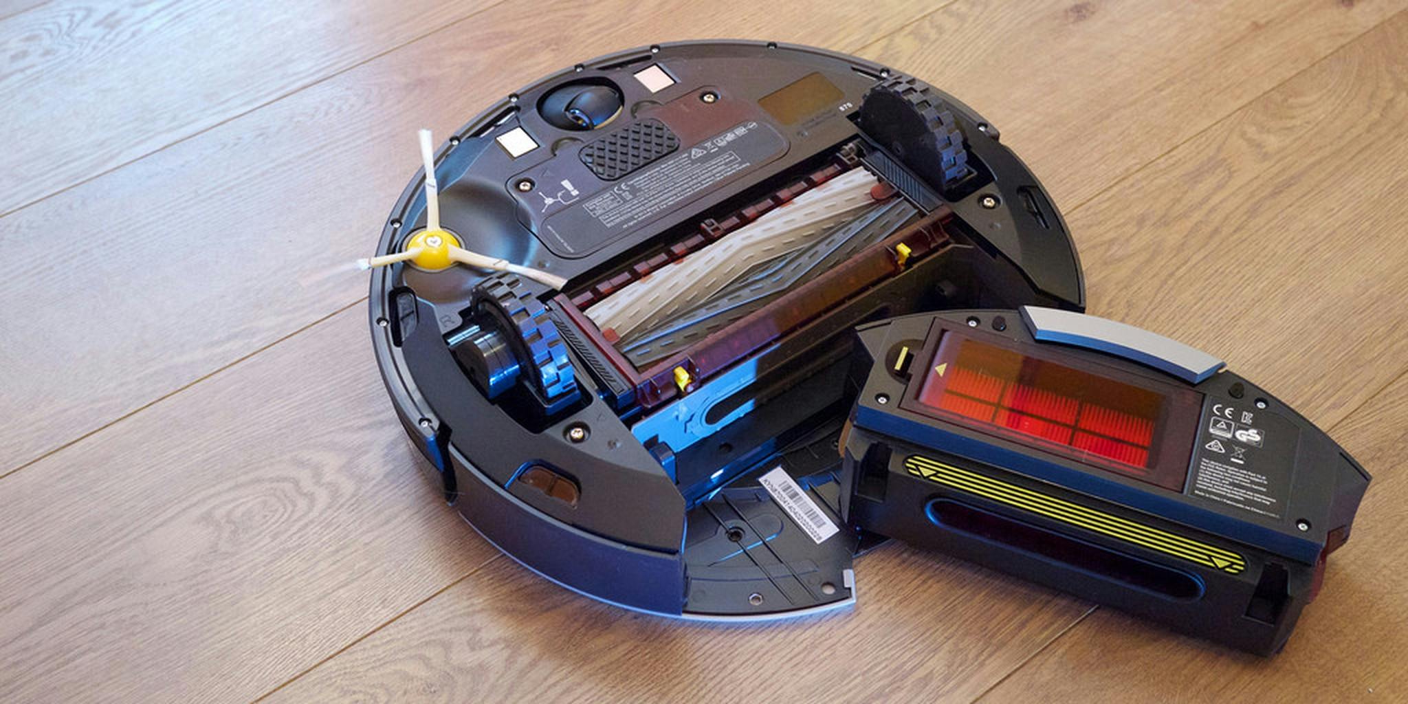 Økonomi episode Observere How the Roomba sparked a hacking revolution - The Daily Dot
