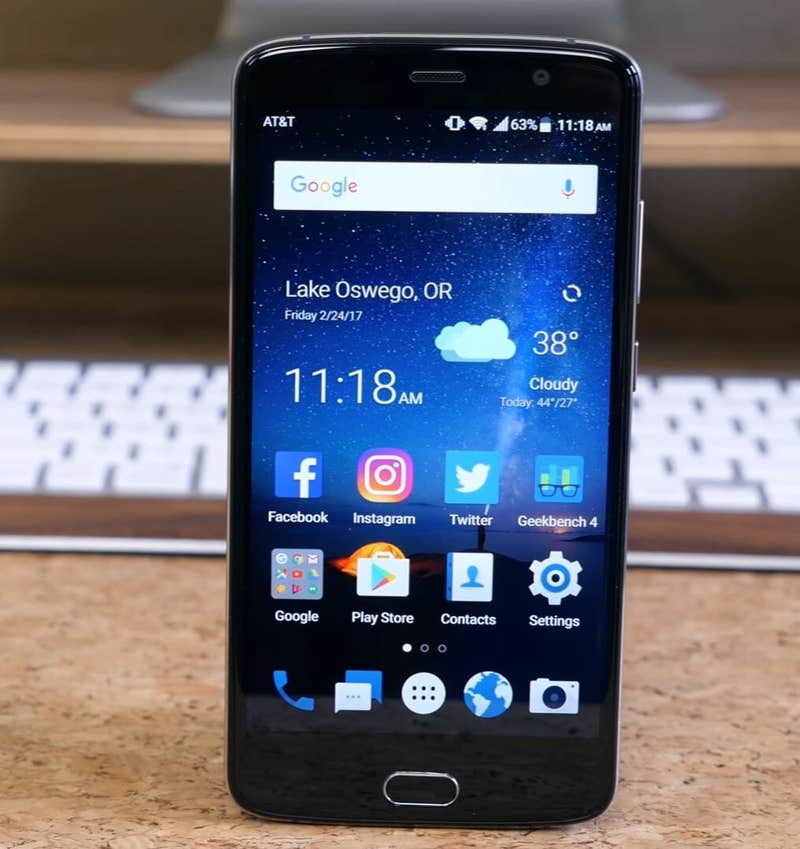 The 8 Best Cheap Android Phones, Ranked