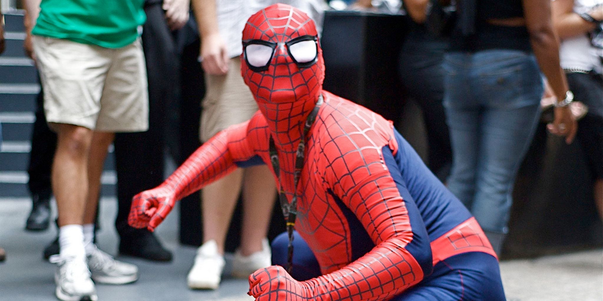 SpiderMan performer has a total backflip fail at a kid's birthday party