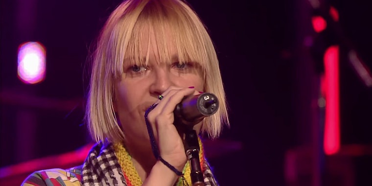 Sia singing at SXSW