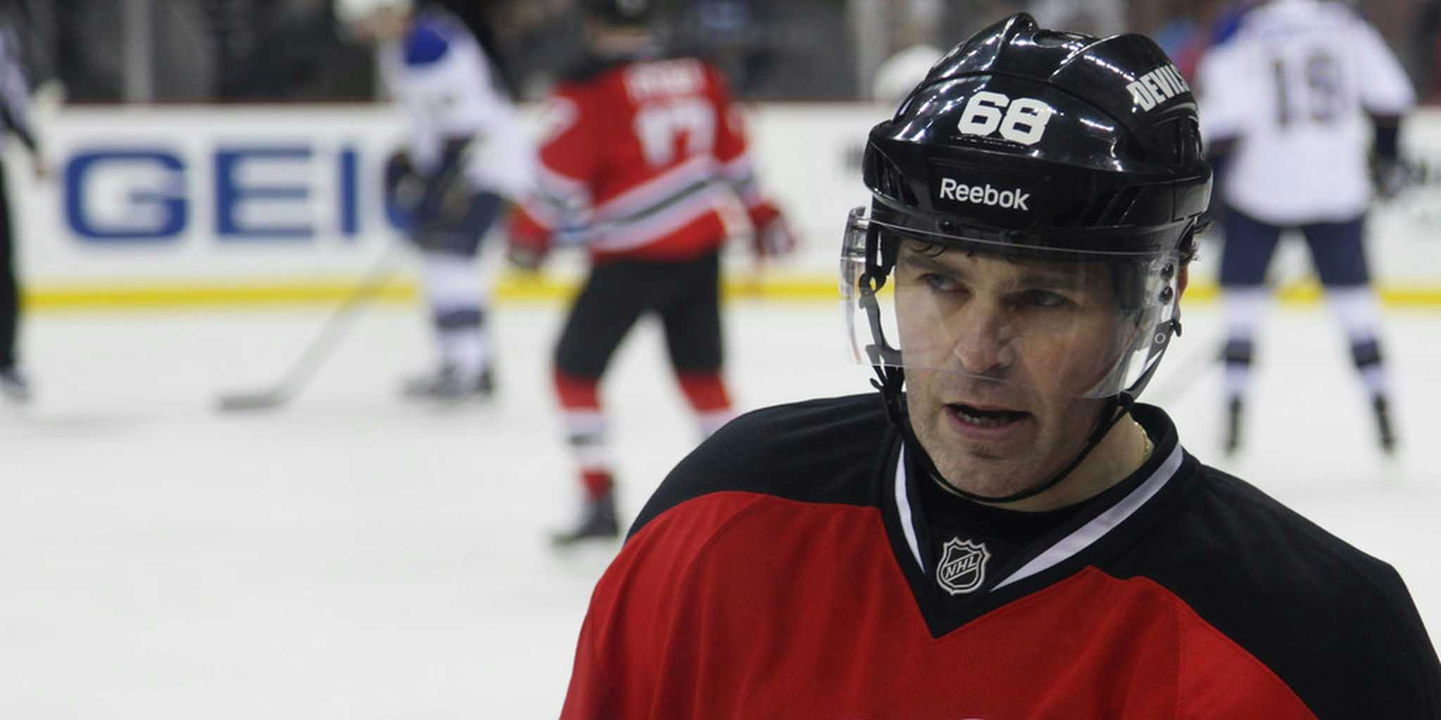 Model reportedly tries to blackmail NHL star Jaromir Jagr with post-sex sel...