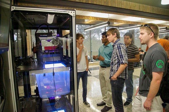 UT 3D printing vending machine