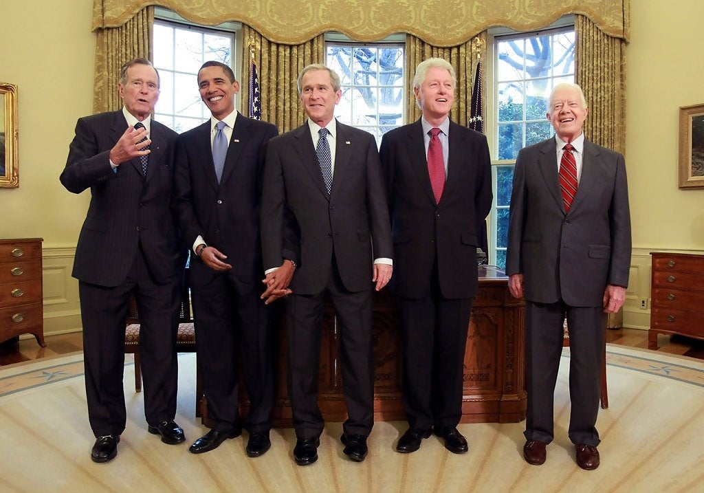 What happens when you give Reddit a photo of 5 U.S. presidents The