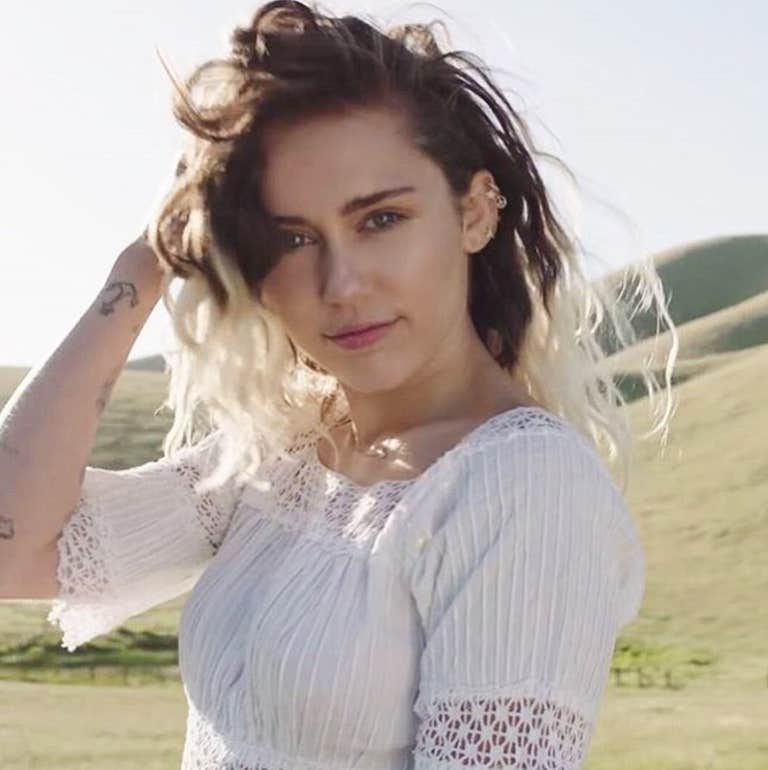 who has the most followers on Instagram : Miley Cyrus