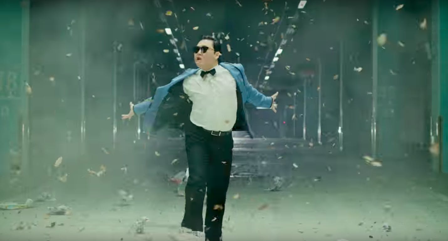 top 10 youtube videos : psy gangnam style