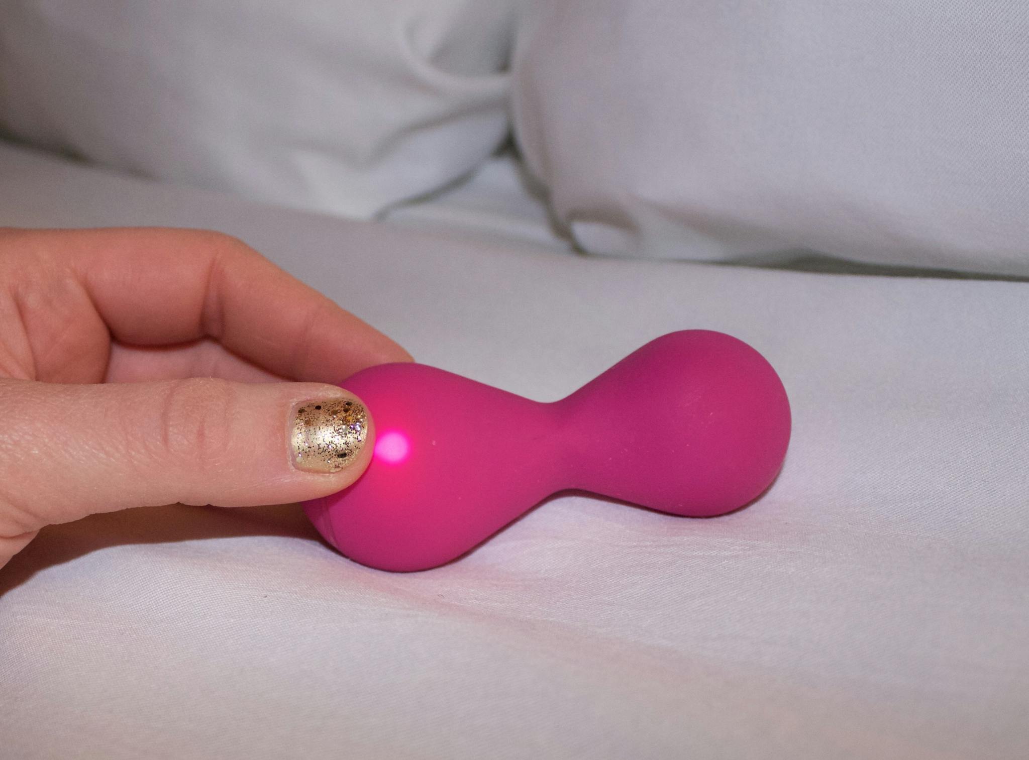 A New Kegel Vibrator Mixes Exercise With Excitement The Daily Dot