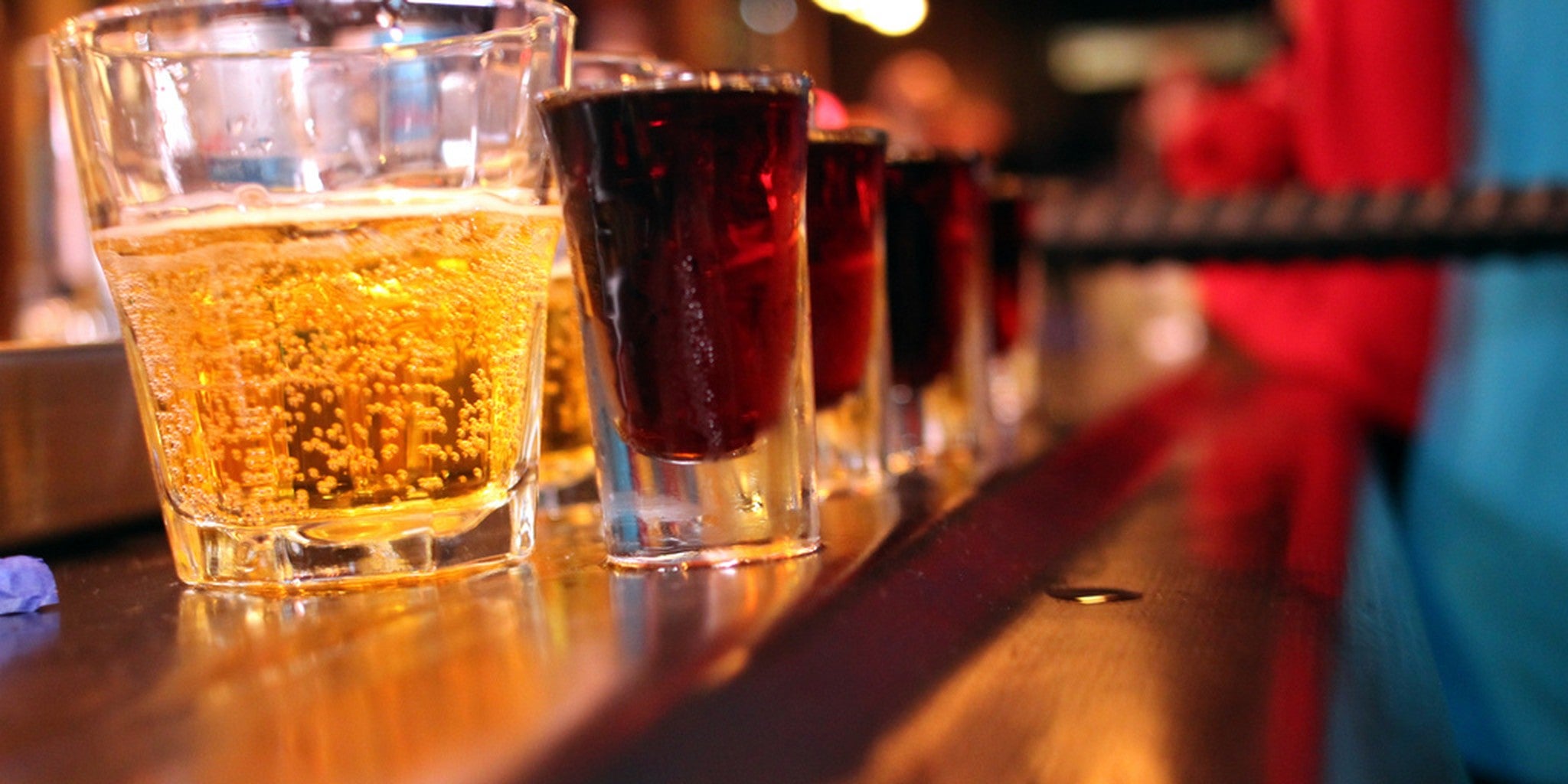 Bartending Jedi flawlessly sets 14 Jagerbombs in kneebuckling trick