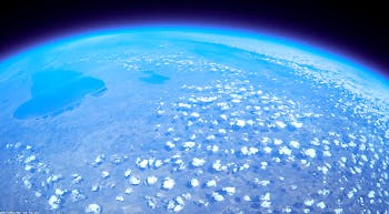 canadian students high altitude balloon images