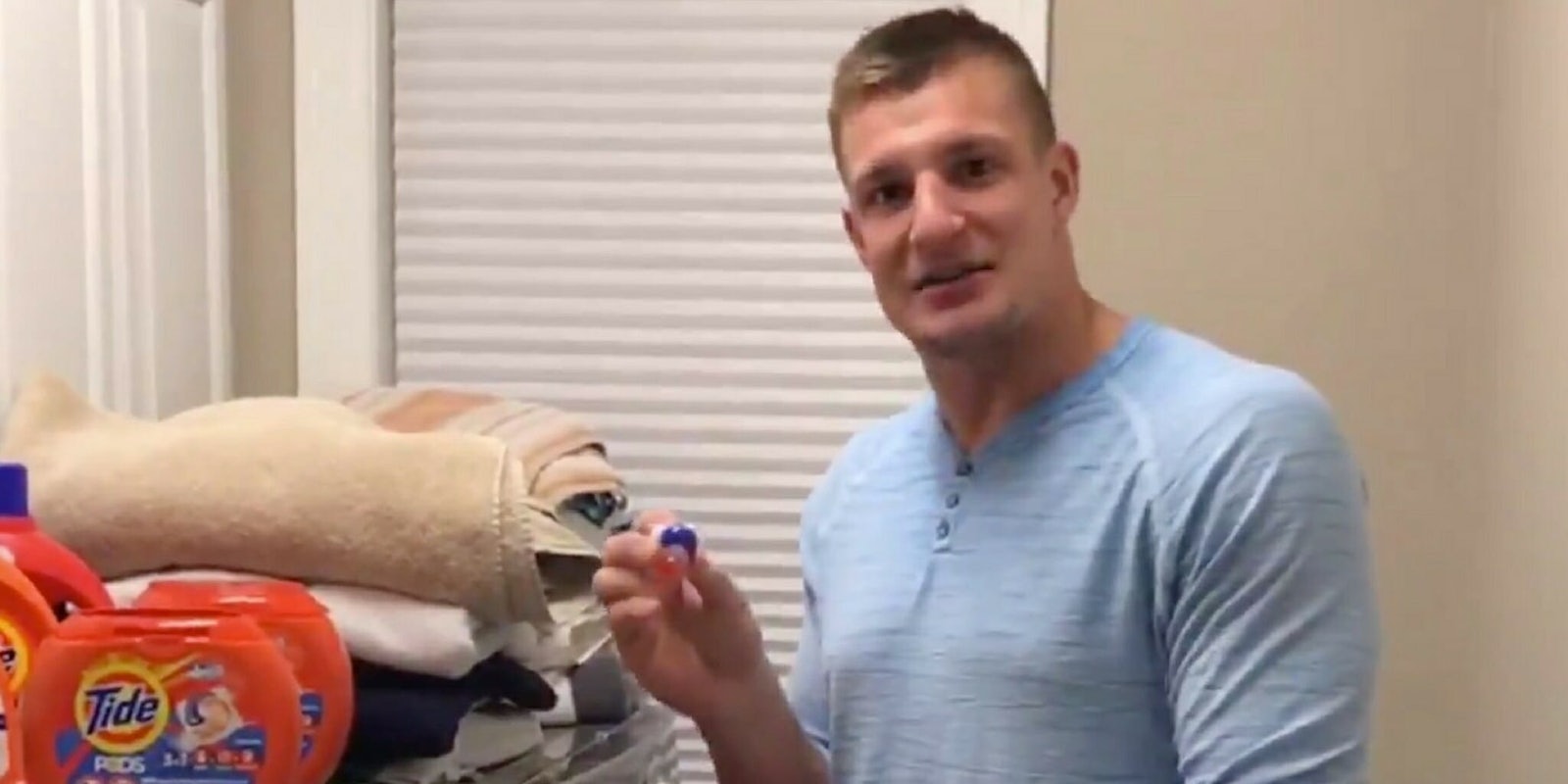 Rob Gronkowski‏ and Tide warn against eating Tide Pods laundry detergent.