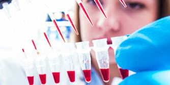 23andMe: genetics lab science blood testing