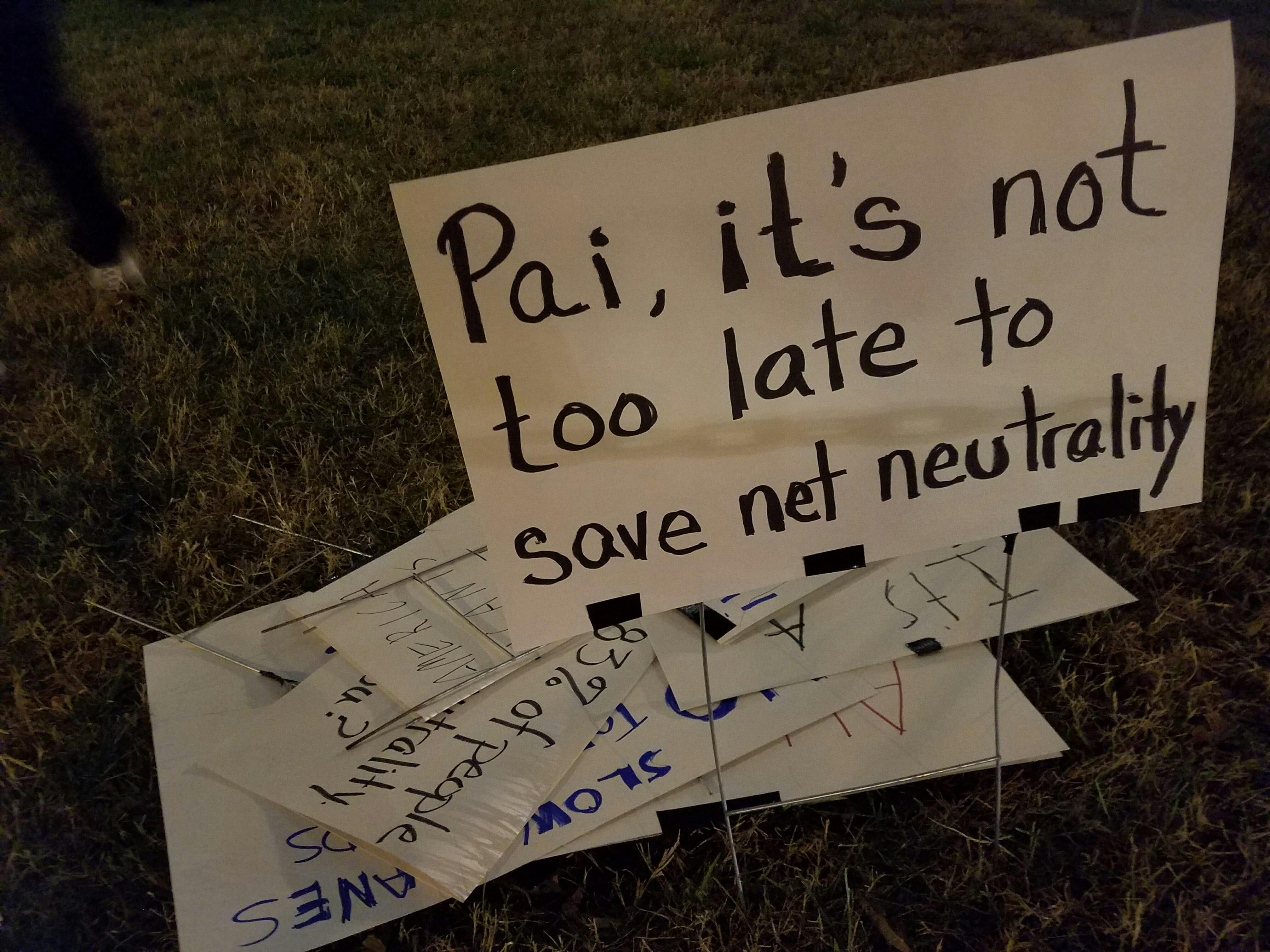fcc net neutrality protest