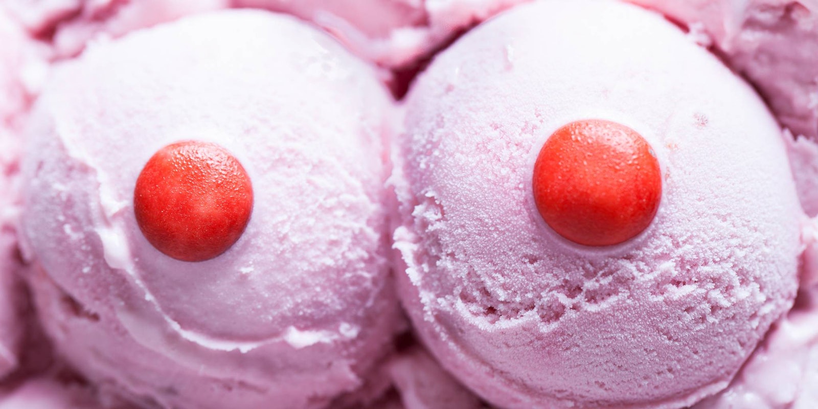 Genderless nipples: A photo of two cupcakes that looks like breasts