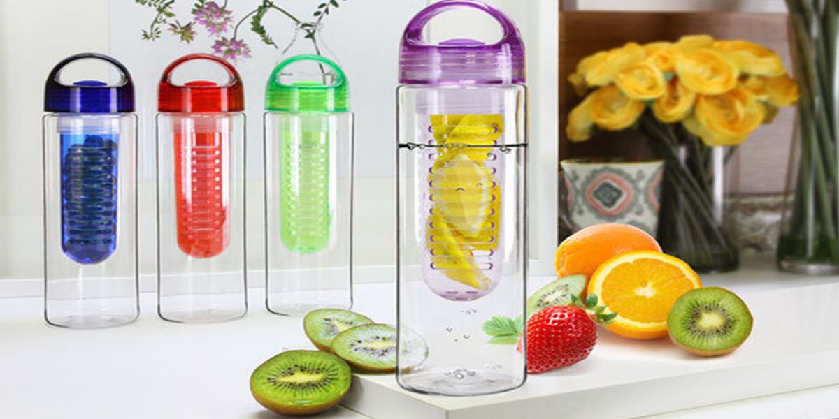 This infusion bottle makes your plain water taste like a fruity party