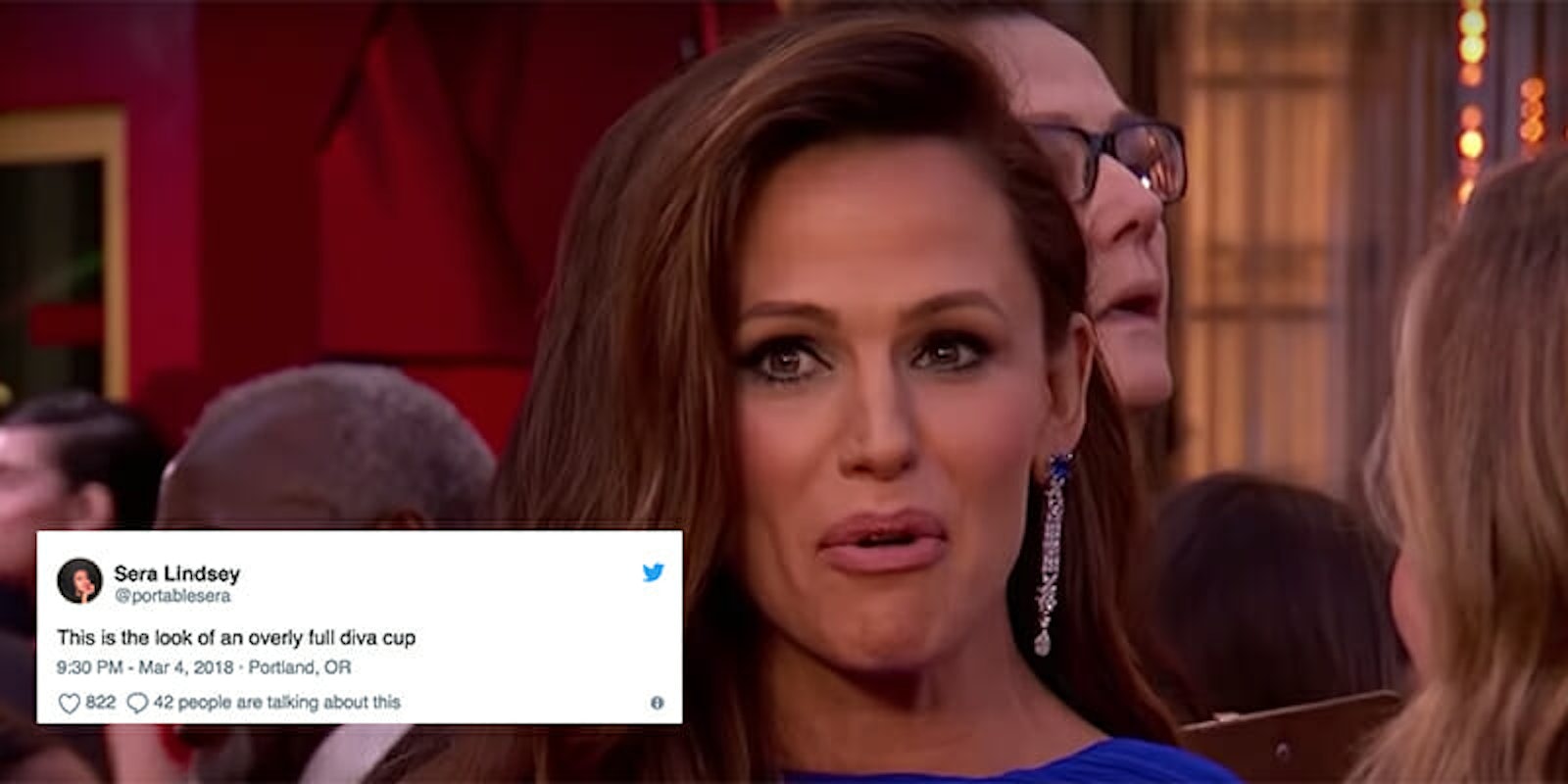 A viral video shows Jennifer Garner appearing to realize something during the Oscars.