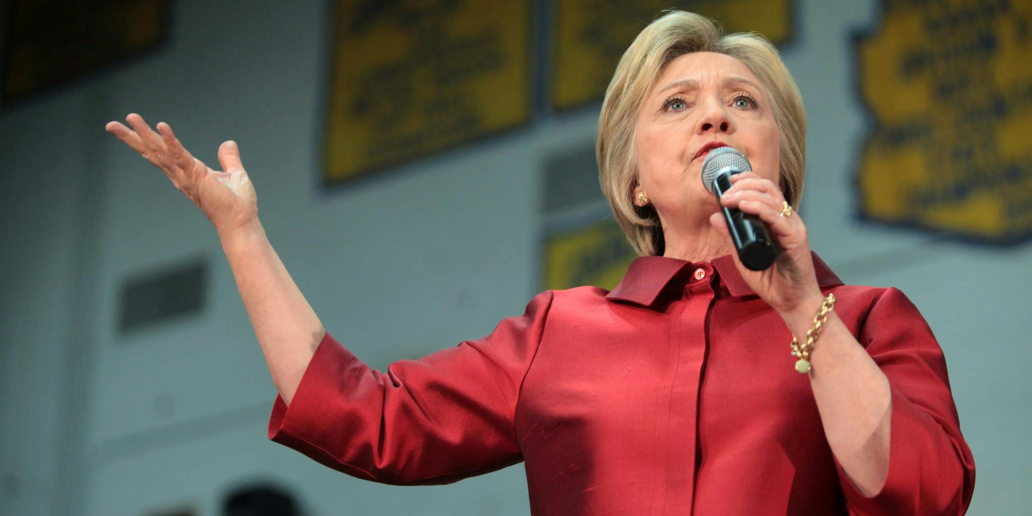 Fbi Releases Hillary Clinton Email Investigation Documents 