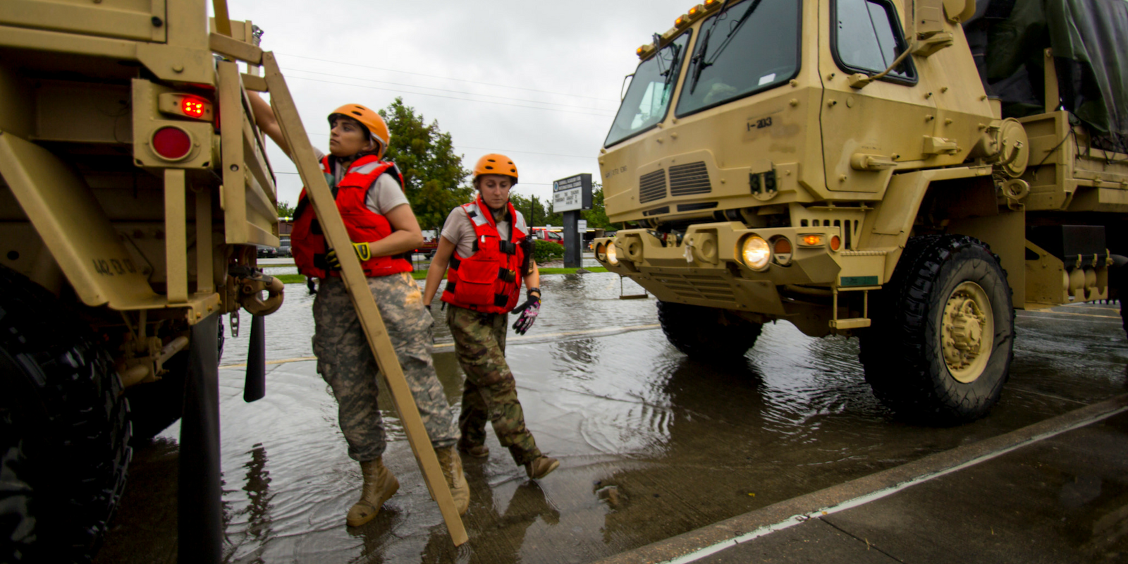 Texas National Guard Soldiers respond to the aftermath of Hurricane Harvey.