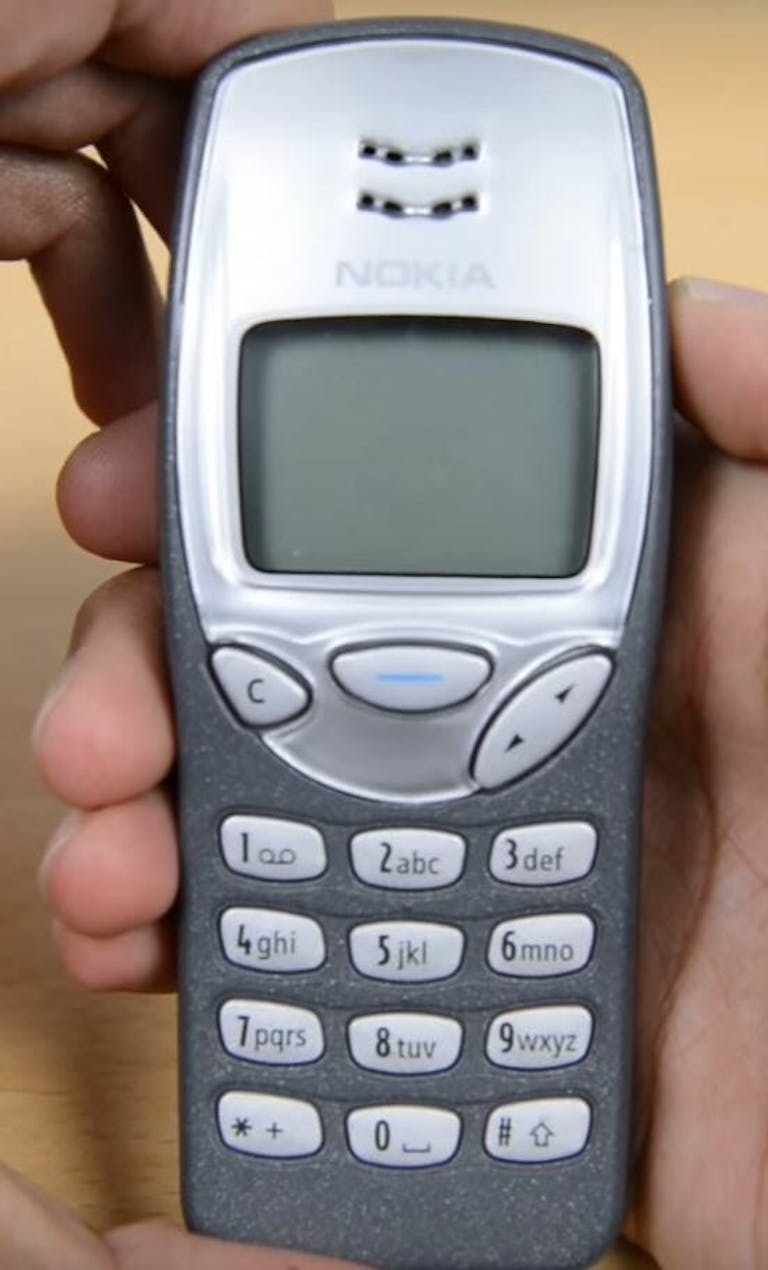 old nokia phones: Nokia 3210 with no antenna