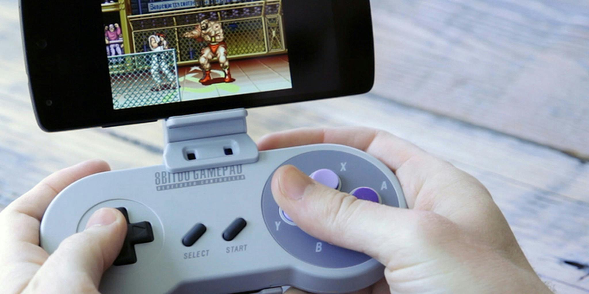 The smartphone SNES controller lets you play retro games on mobile