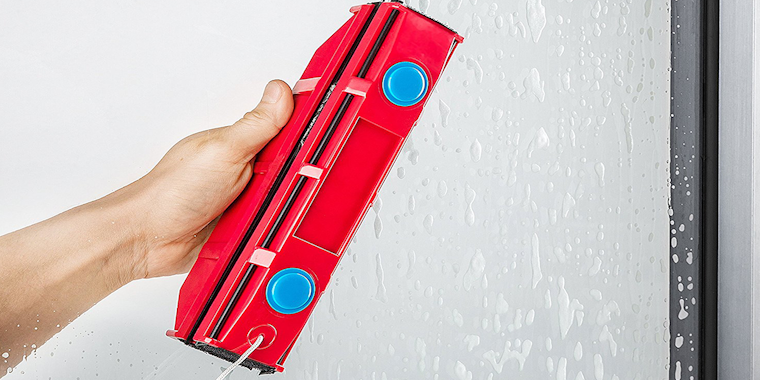 glider magnetic window cleaner