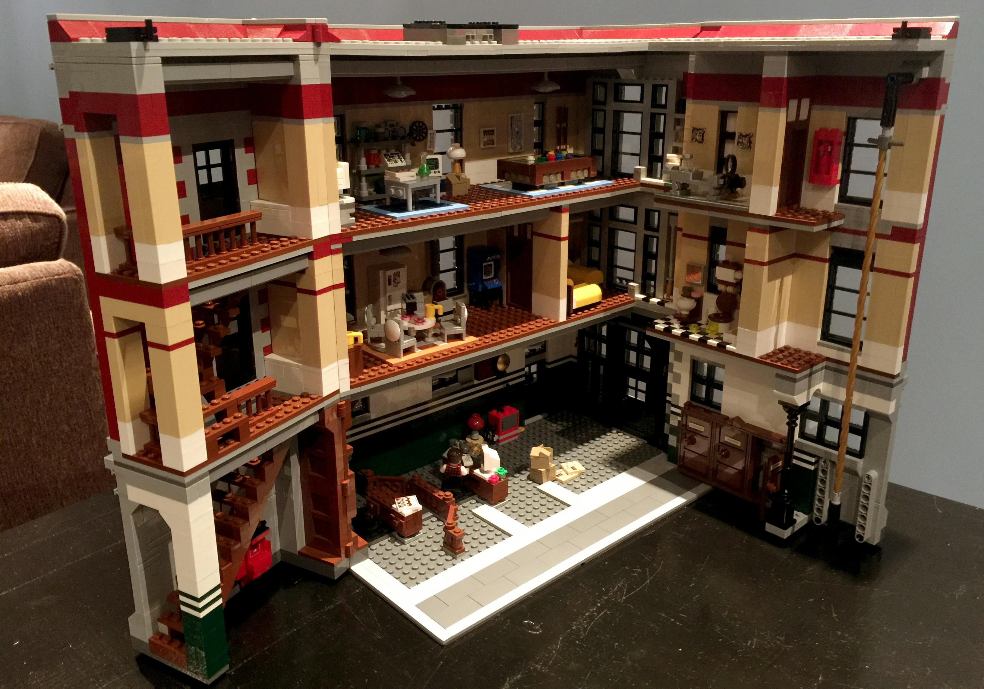 Lego Ghostbuster Firehouse