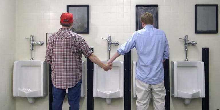 You Can Now Stream This Award Winning Short Film About Peeing In Public The Daily Dot