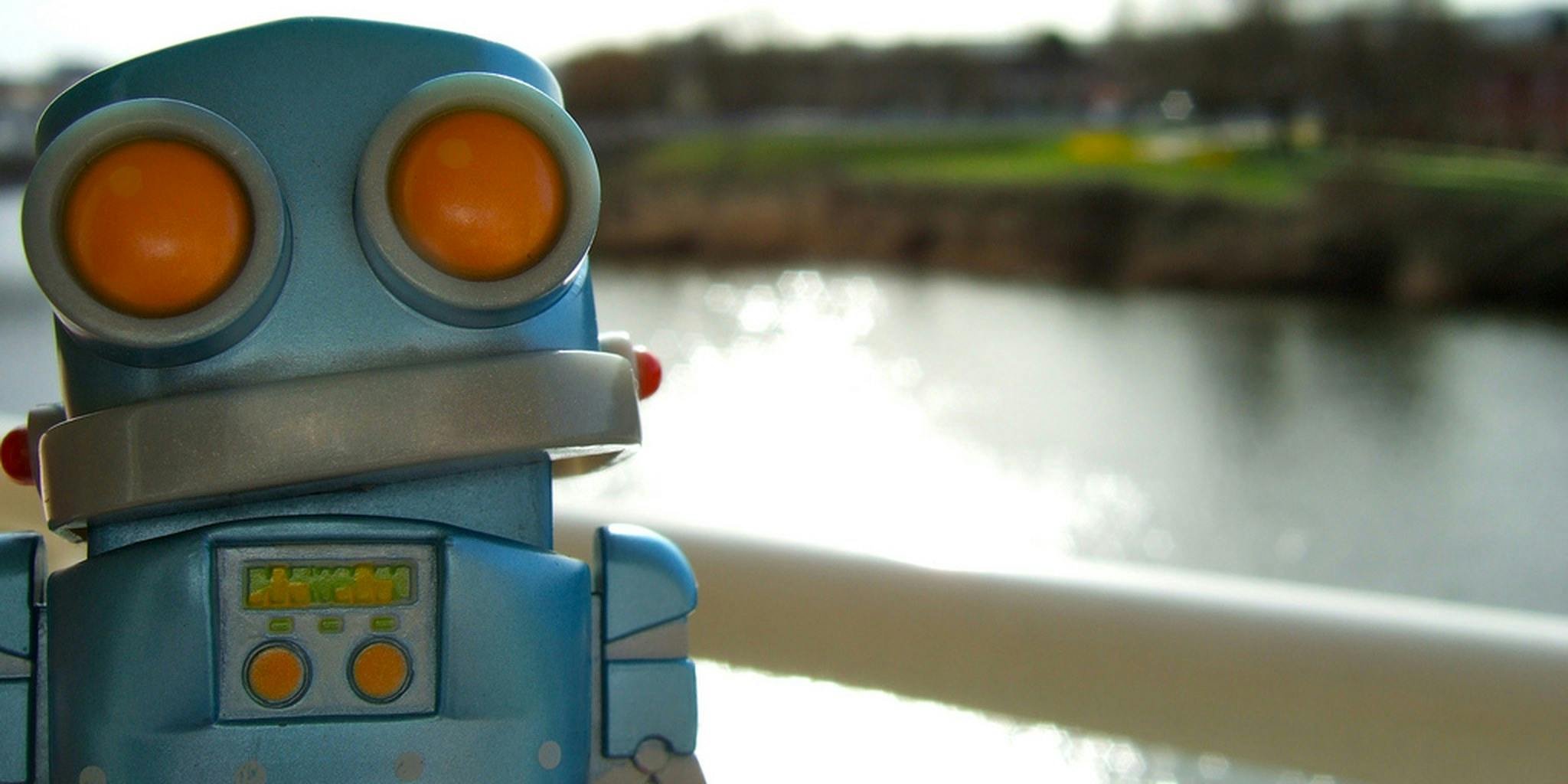 Робот Леня. Море робот. Revealbot. Robot pee.