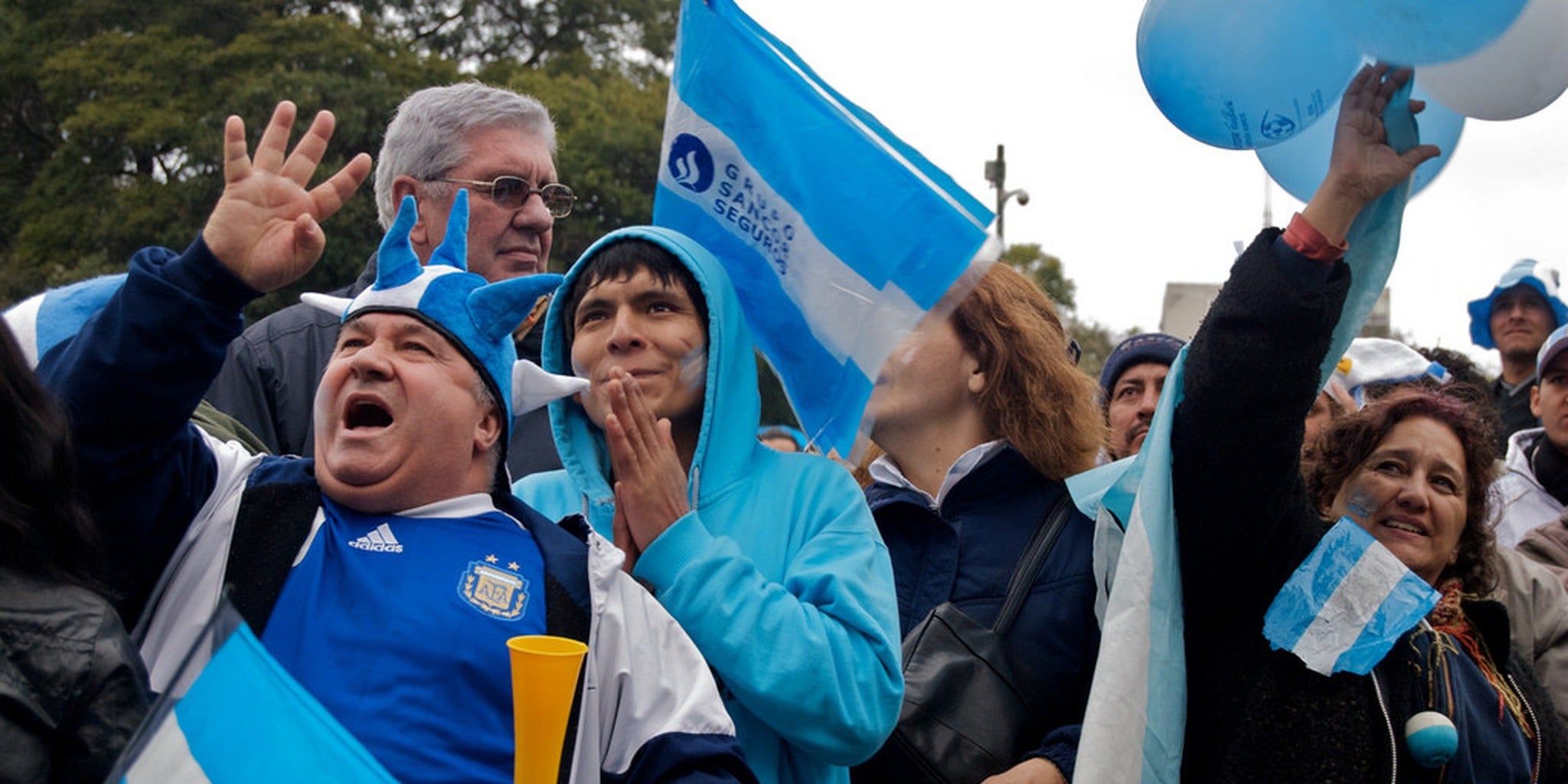 This pilot had the amazing job of delivering World Cup news to a plane