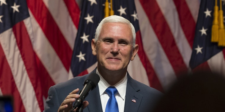 mike pence private email: mike pence smiling at rally