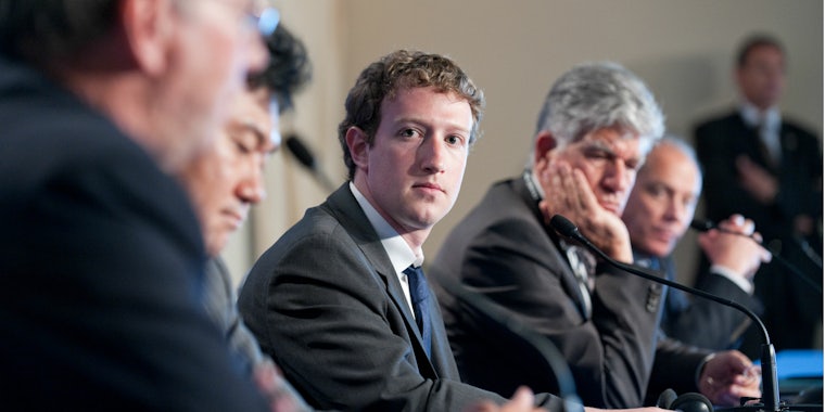 mark zuckerberg : facebook gender bias