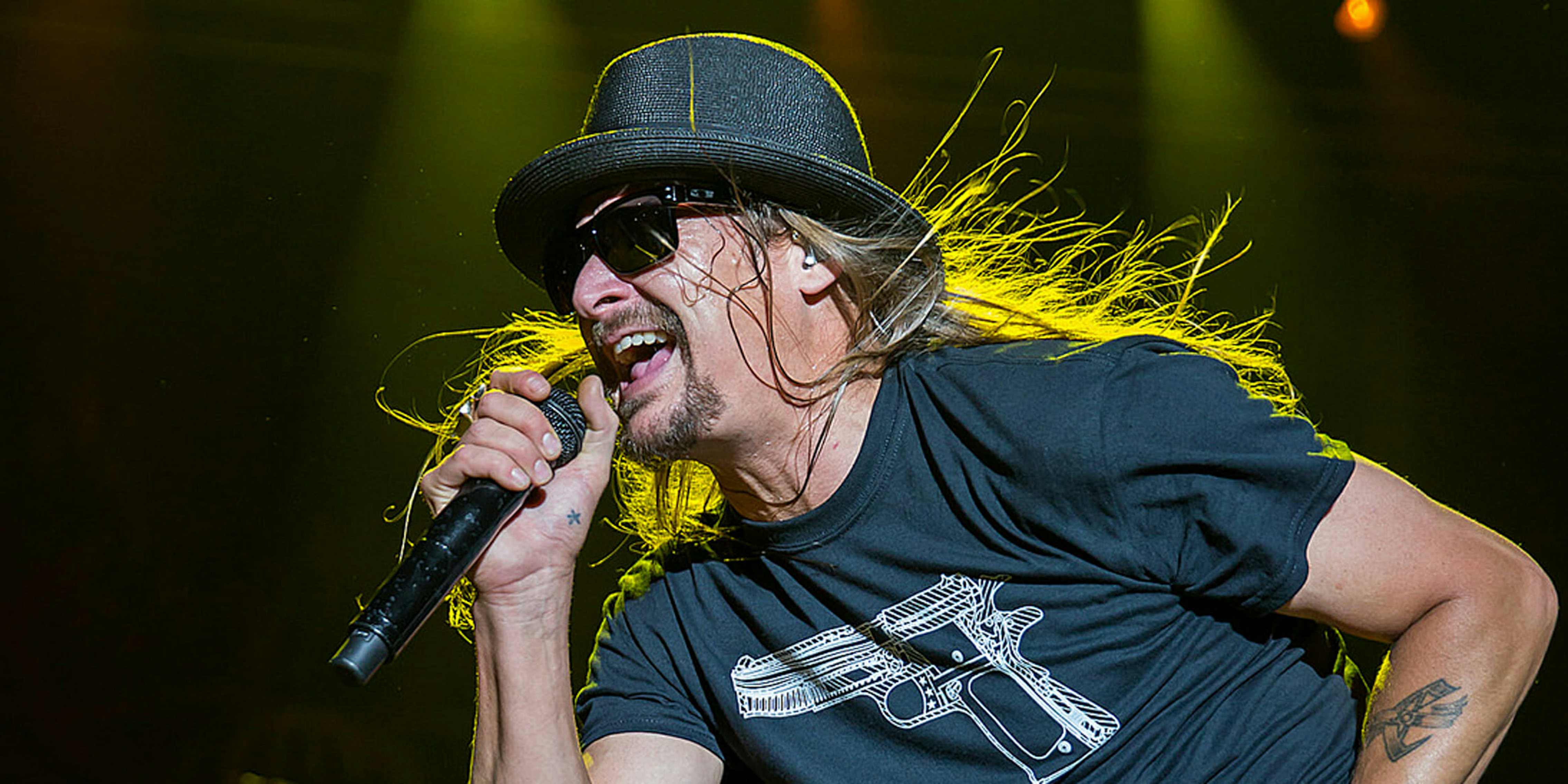 Bob Ritchie, a.k.a Kid Rock, went on a profanity-laden rant about politics during a warm-up show ahead of a concert run in Detroit, according to reports.
