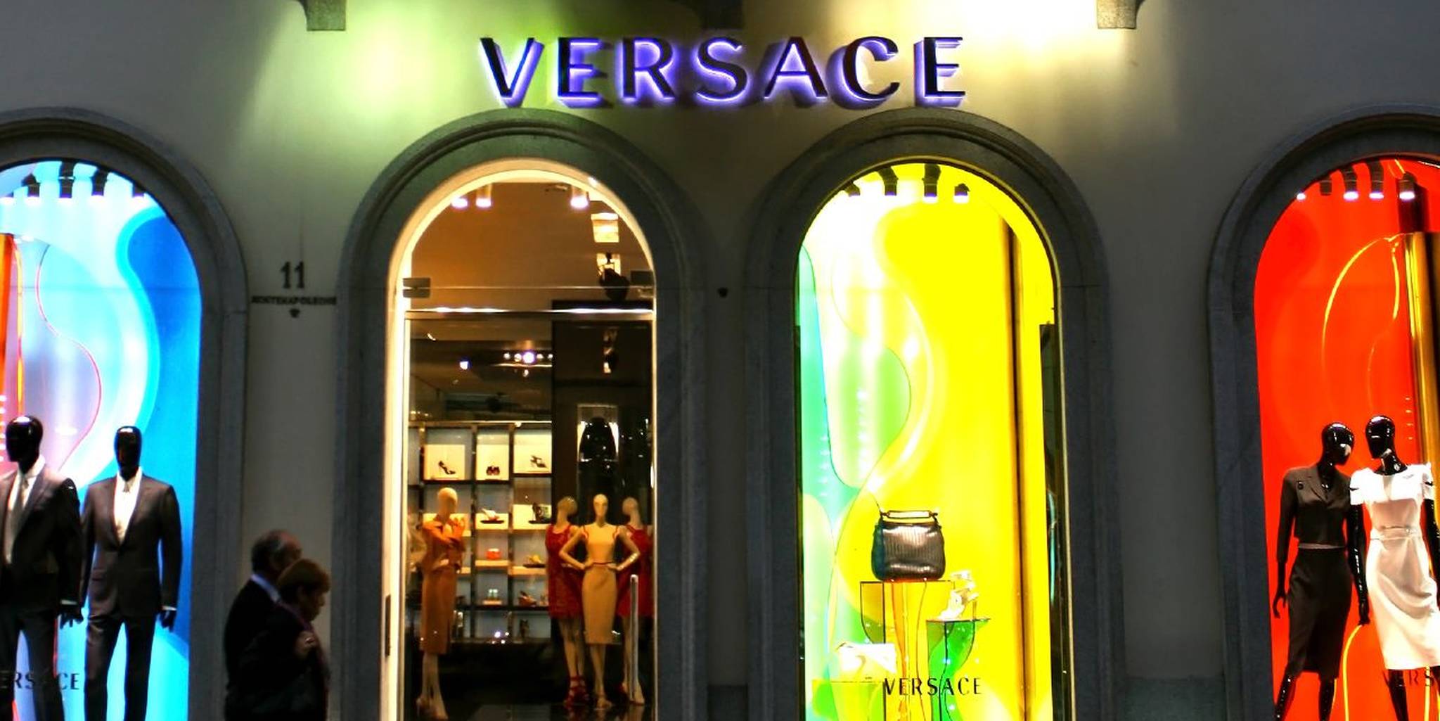 Does Versace Have A Code Word For Black Shoppers 