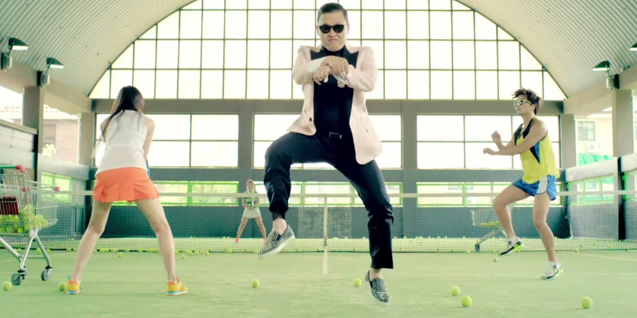 Psy styles. Psy Gangnam Style. Танец Oppa Gangnam Style. Psy гангам стайл. Псай 2012.