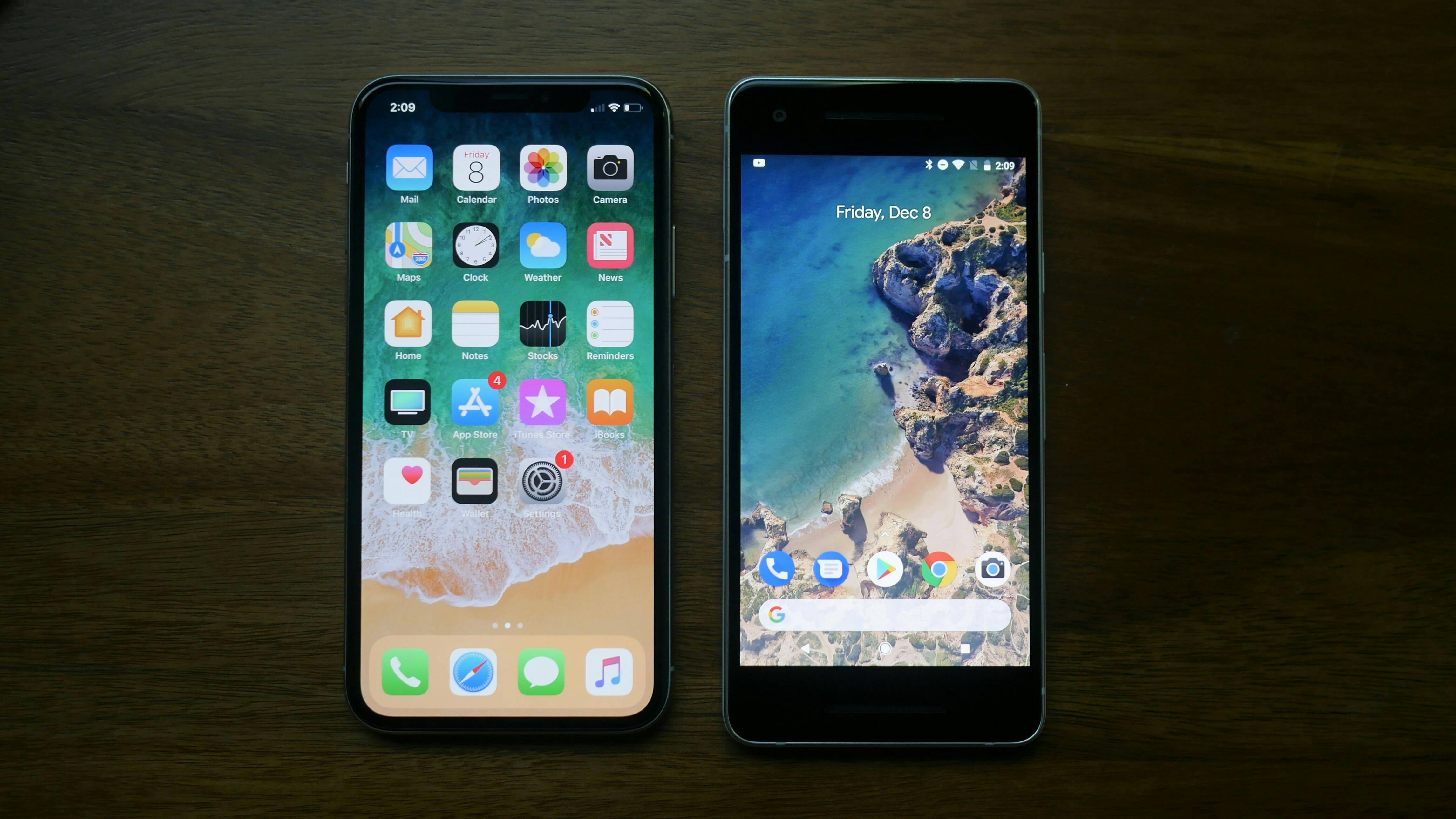 Pixel vs iphone 14. Дисплей пиксель 2xl.