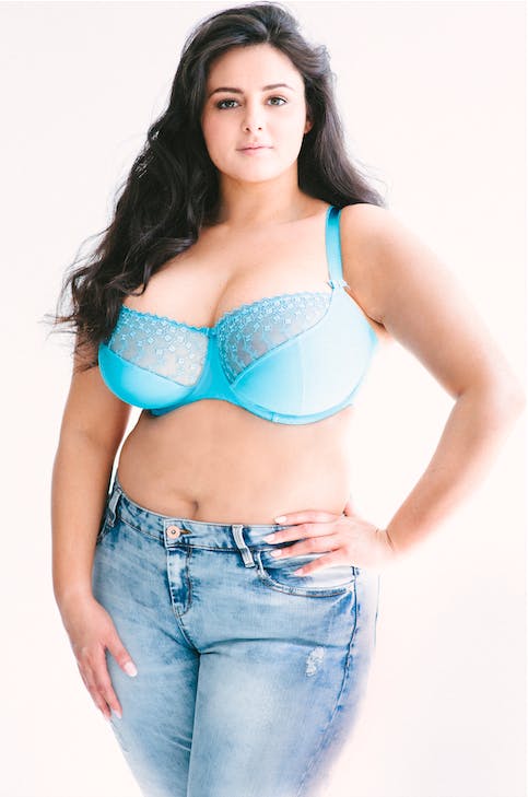 Check out these exclusive photos of this plus-size lingerie contest winner - The Daily Dot