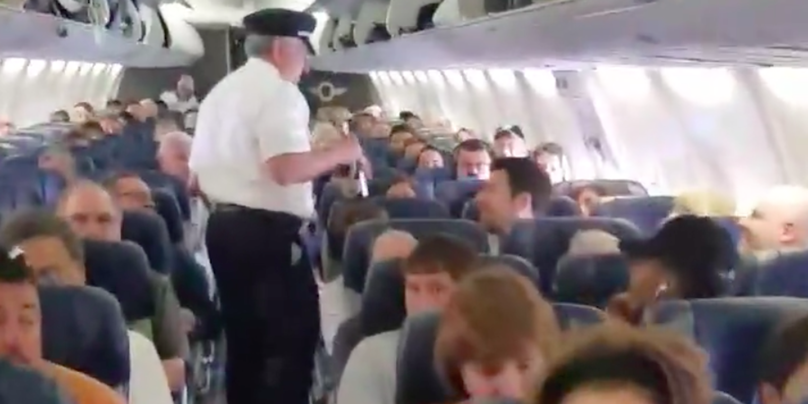 pilot surprises passenger