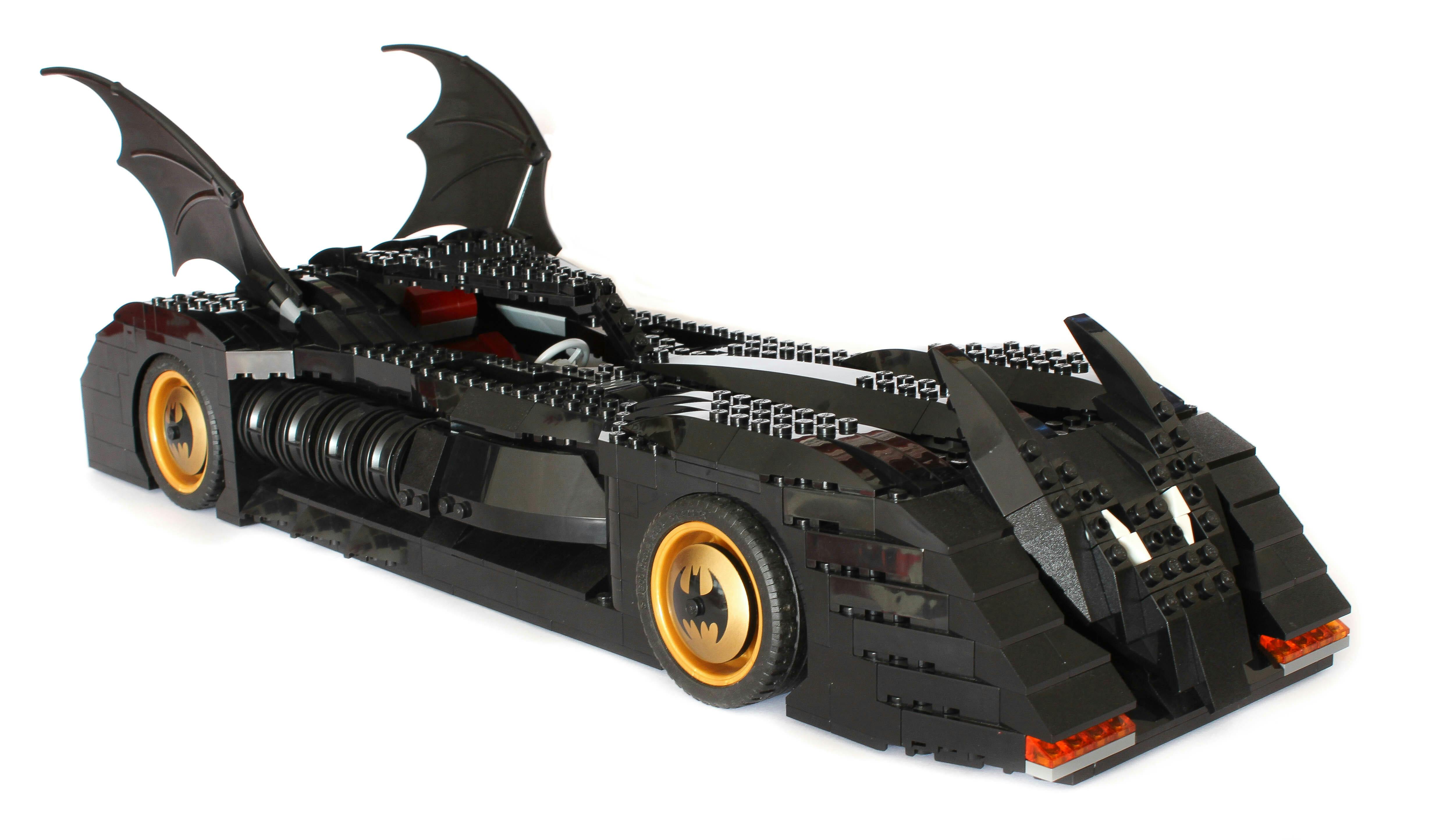  LEGO Batman - The Batmobile: Ultimate Collectors