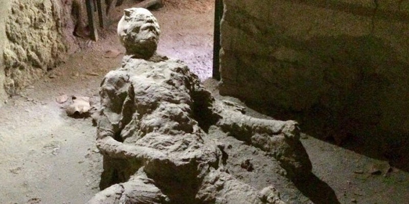 pompeii masturbator dead body caught in vesuvius eruption