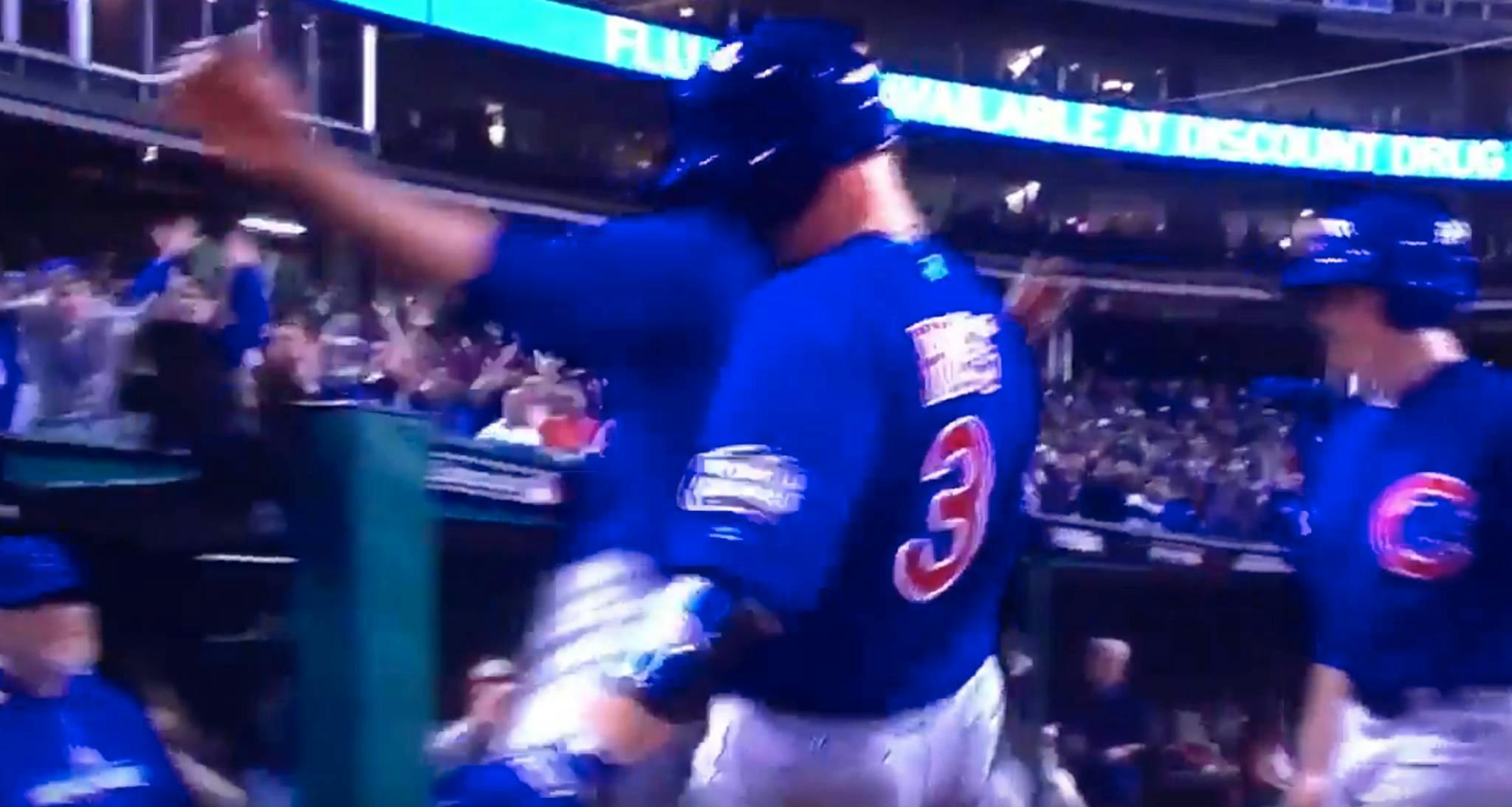 David Ross celebrated his World Series home run by bumping crotches with  his Cubs teammates – New York Daily News