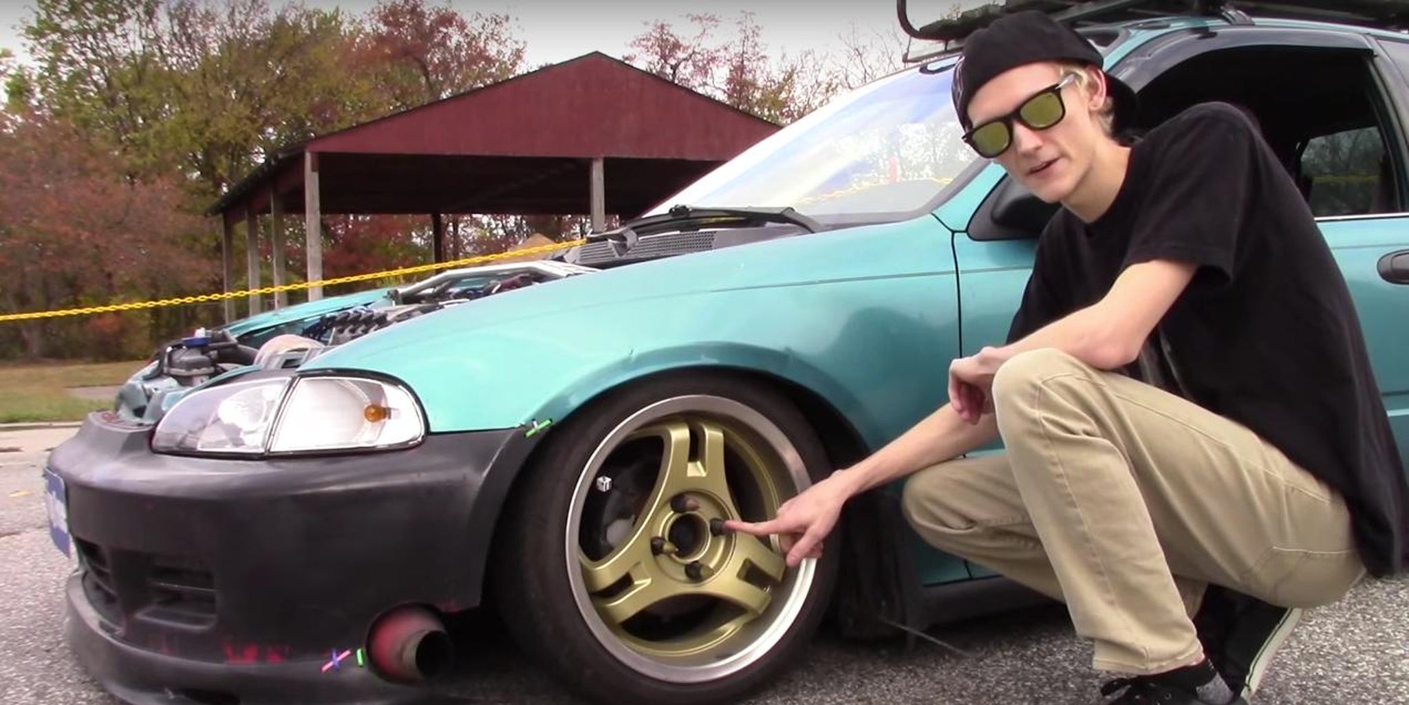Honda Civic owner shows off his pimpedout ride The Daily Dot